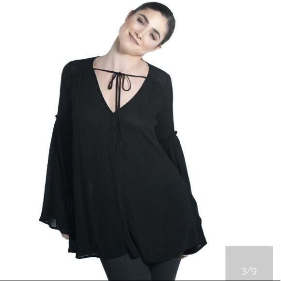Cotton Candy LA Road to Heaven Top in Black S NWT - Picture 3 of 8